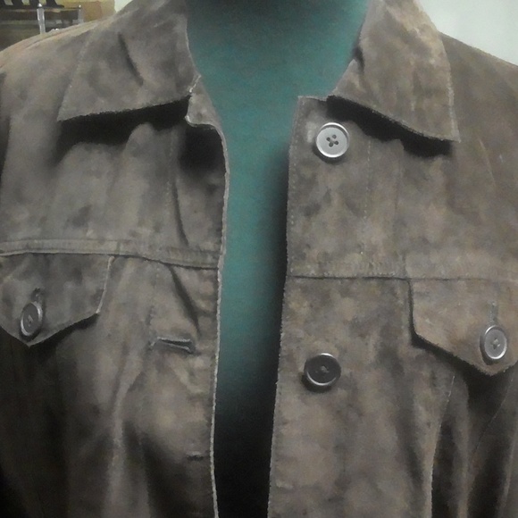 Leather Jacket - Picture 5 of 7